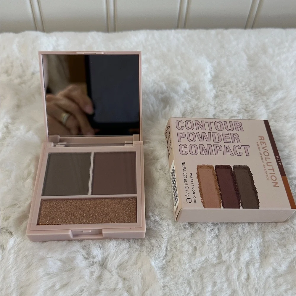 Revolution Contour Powder Compact - Deep Brown Trio